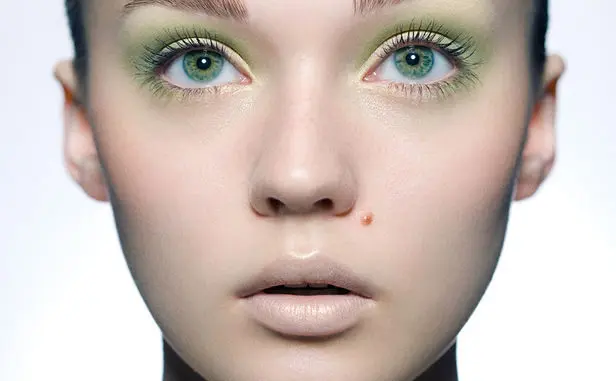 Como maquillar ojos verdes