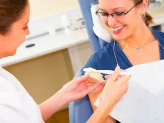 implantes dentales « Los implantes dentales, mucho más que un beneficio estético