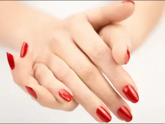 como mantener el color de las uñas por mas tiempo