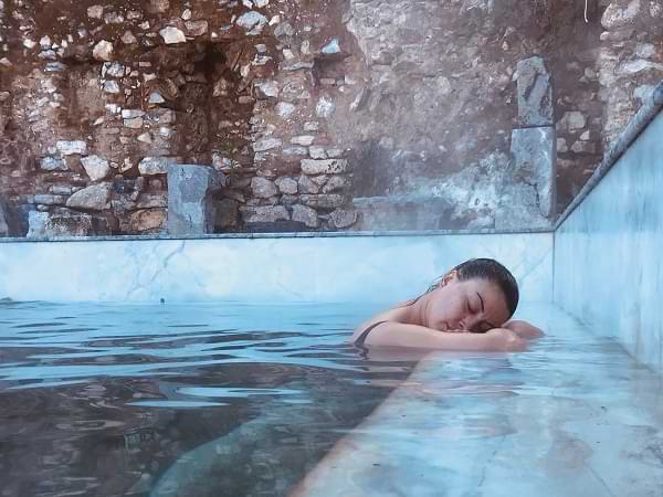 Tratamientos con Aguas termales: beneficios y contraindicaciones a tener en cuenta